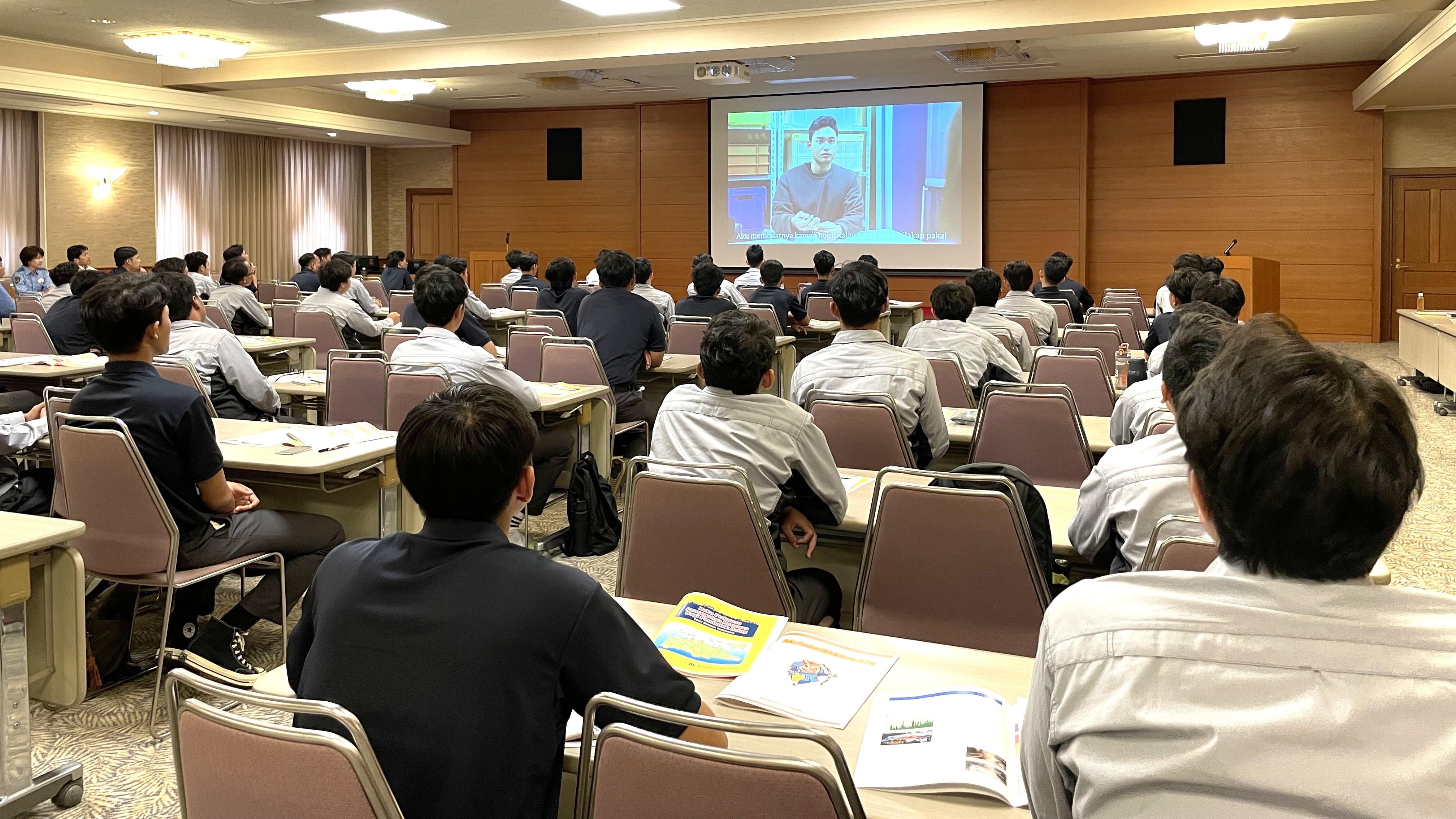 外国籍社員の支援